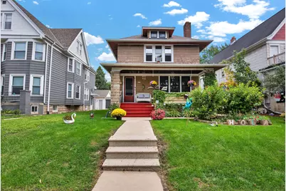 1574 S 77 St, West Allis, WI 53214 - Photo 1