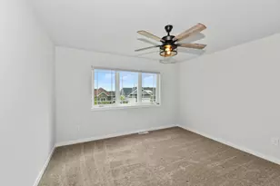 2009 Paris Ln, Cottage Grove, WI 53527 - Photo 32