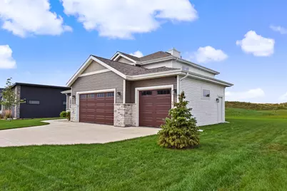 2009  Paris Ln, Cottage Grove, WI 53527 - Photo 56