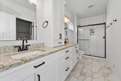 2009  Paris Ln, Cottage Grove, WI 53527 - Photo 26