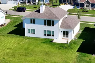 2009 Paris Ln, Cottage Grove, WI 53527 - Photo 2