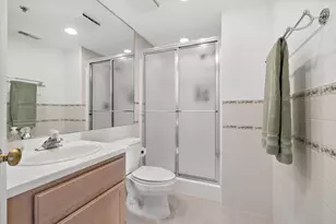 333 Lake Ave, Racine, WI 53403 - Photo 18