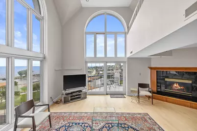 333  Lake Ave #807, Racine, WI 53403 - Photo 6