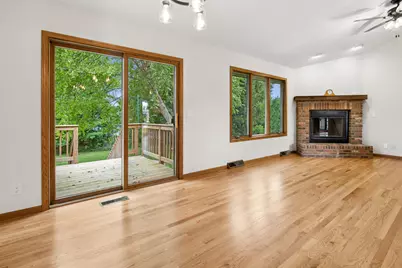 548  Winter Dr, Walworth, WI 53184 - Photo 8