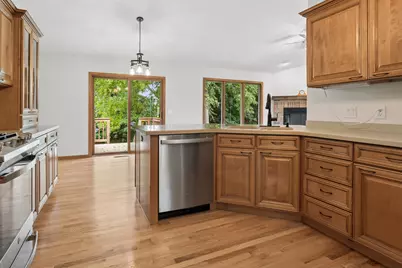 548  Winter Dr, Walworth, WI 53184 - Photo 10