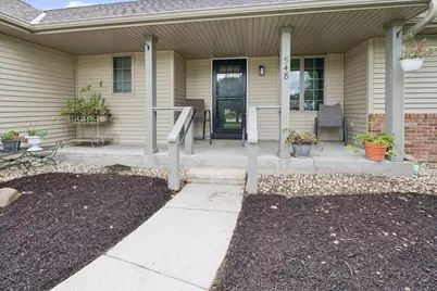548  Winter Dr, Walworth, WI 53184 - Photo 2