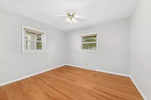 1827 N 117th St, Wauwatosa, WI 53226 - Photo 12