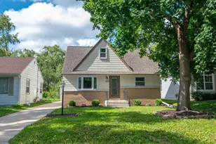1827 N 117th St, Wauwatosa, WI 53226 - Photo 30