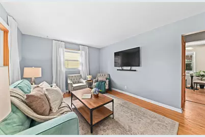 1827 N 117th St, Wauwatosa, WI 53226 - Photo 6