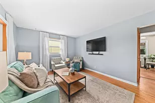 1827 N 117th St, Wauwatosa, WI 53226 - Photo 6