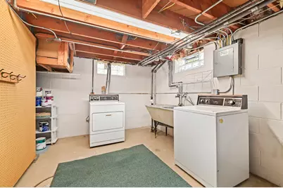 1827 N 117th St, Wauwatosa, WI 53226 - Photo 24