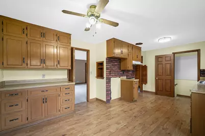 1405  Beverly Ln, West Bend, WI 53090 - Photo 6