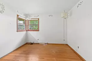 1927 Michigan Ave, Waukesha, WI 53188 - Photo 14