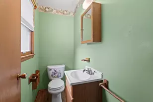 1927 Michigan Ave, Waukesha, WI 53188 - Photo 18