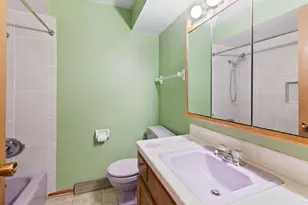 1927 Michigan Ave, Waukesha, WI 53188 - Photo 16