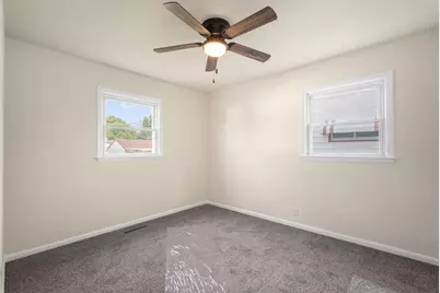 3211 S 68th St, Milwaukee, WI 53219 - Photo 12