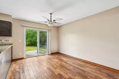 970 E Mackinac Ave, Oak Creek, WI 53154 - Photo 10