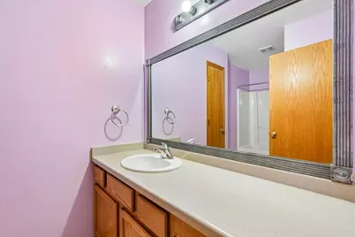 970 E Mackinac Ave, Oak Creek, WI 53154 - Photo 20