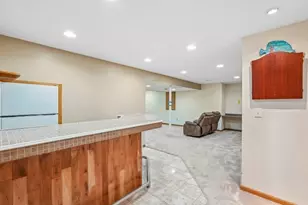 970 E Mackinac Ave, Oak Creek, WI 53154 - Photo 22