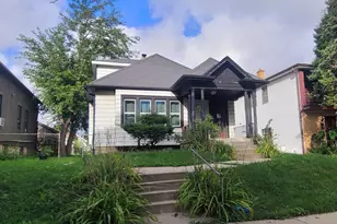 4343 N 17th St, Milwaukee, WI 53209 - Photo 2