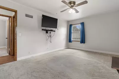 7053 N 45th St, Milwaukee, WI 53223 - Photo 16