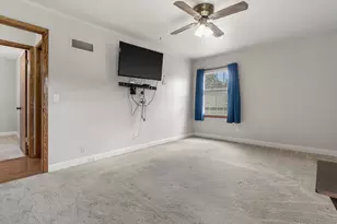 7053 N 45th St, Milwaukee, WI 53223 - Photo 16