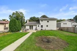 7053 N 45th St, Milwaukee, WI 53223 - Photo 28