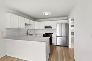 207 Nicholson Ave, South Milwaukee, WI 53172 - Photo 8