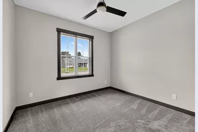 1924  London St, Holmen, WI 54636 - Photo 24