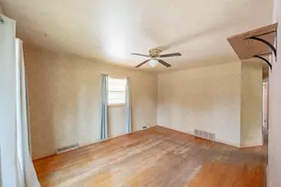 2019 Kentucky St, Racine, WI 53405 - Photo 2
