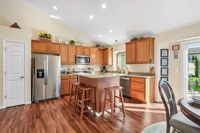 281  Louvain Ln, Belgium, WI 53004 - Photo 8