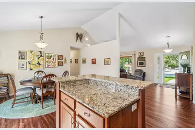 281  Louvain Ln, Belgium, WI 53004 - Photo 6