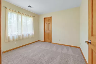 9428  74th St, Kenosha, WI 53142 - Photo 12