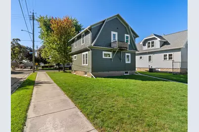 2802  Clark St, Manitowoc, WI 54220 - Photo 18