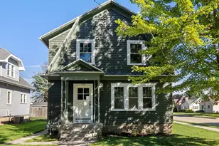 2802 Clark St, Manitowoc, WI 54220 - Photo 1