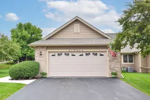 N21W24347 Deer Park Ct, Pewaukee, WI 53072 - Photo 44