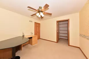 N21W24347 Deer Park Ct, Pewaukee, WI 53072 - Photo 30