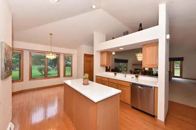 N21W24347  Deer Park Ct #A, Pewaukee, WI 53072 - Photo 18