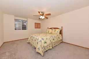 N21W24347 Deer Park Ct, Pewaukee, WI 53072 - Photo 40