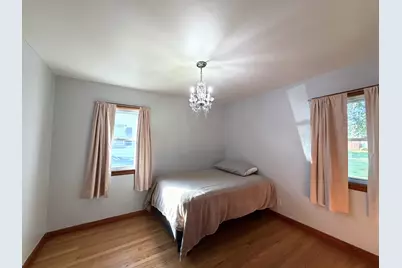 8712 W Montana Ave, West Allis, WI 53227 - Photo 14