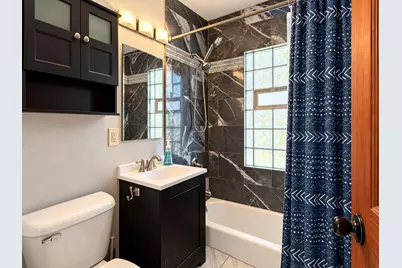 8712 W Montana Ave, West Allis, WI 53227 - Photo 10