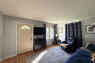 8712 W Montana Ave, West Allis, WI 53227 - Photo 8