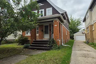 2519 N 62nd St, Wauwatosa, WI 53213 - Photo 2