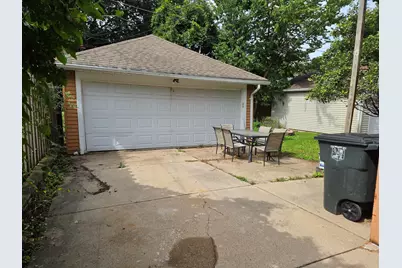 2519 N 62nd St, Wauwatosa, WI 53213 - Photo 10