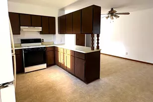309 S Klein Dr, Waunakee, WI 53597 - Photo 14