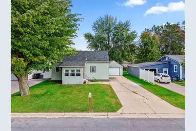 1030 S Evergreen St, Shawano, WI 54166 - Photo 4