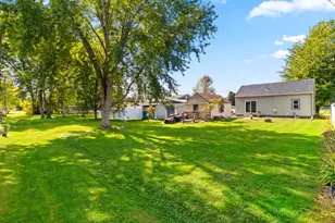 1030 S Evergreen St, Shawano, WI 54166 - Photo 10