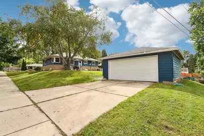 2859 S 96th St, West Allis, WI 53227 - Photo 22