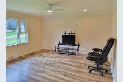 5310 S 115th St, Hales Corners, WI 53130 - Photo 8