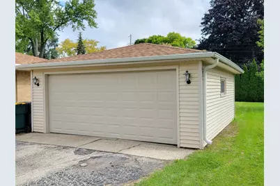 5310 S 115th St, Hales Corners, WI 53130 - Photo 52